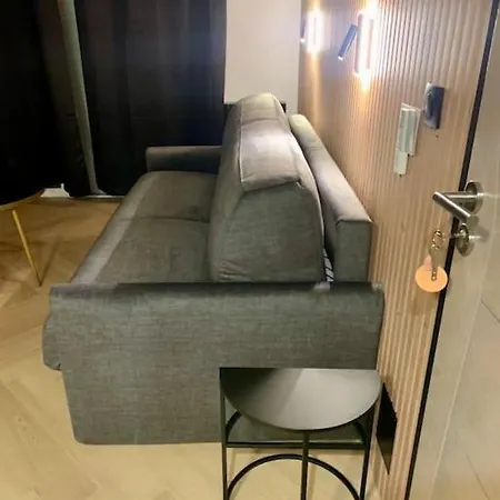 Le Doux - Hyper Centre - Classé 3 étoiles - 2 Pers - 150m * Royan