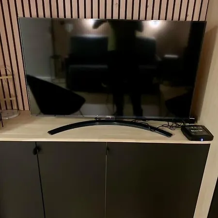 Le Doux - Hyper Centre - Classé 3 étoiles - 2 Pers - 150m Royan