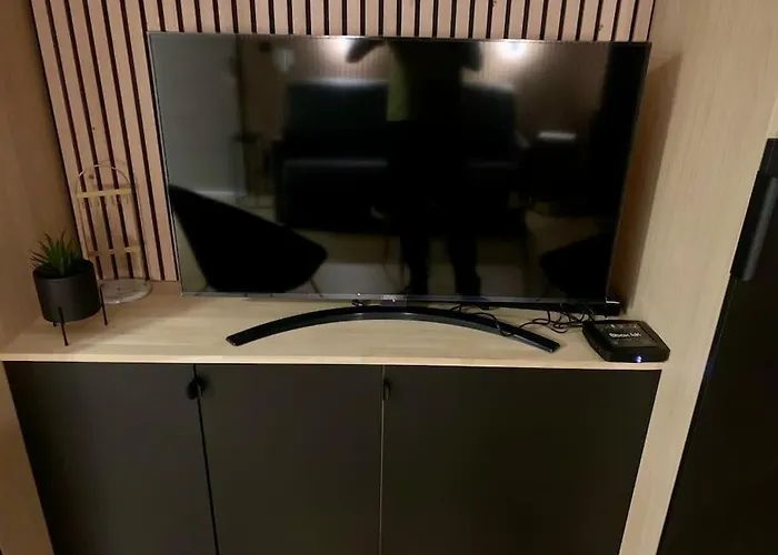 Le Doux - Hyper Centre - Classé 3 étoiles - 2 Pers - 150m Royan